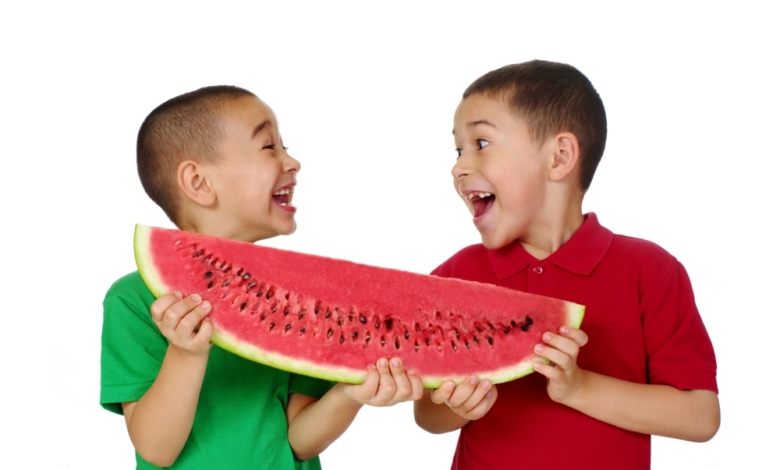 kids and watermelon shutterstock 50092831