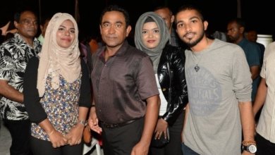 Yameen with youth 1