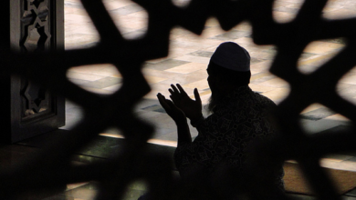 night prayer in Ramadan 587x360