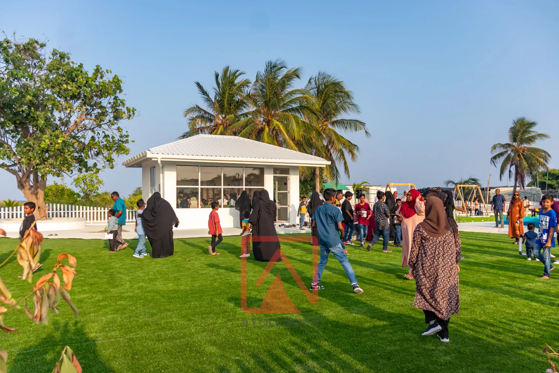 Manadhoo Park Opening 8371