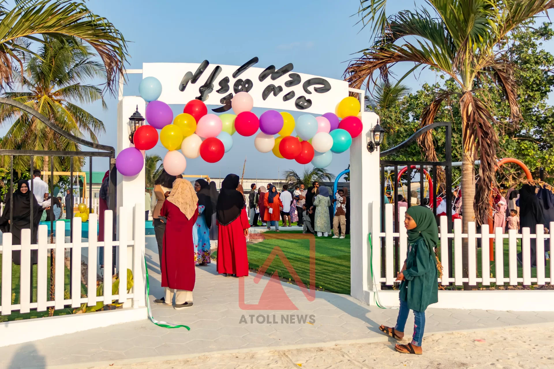 Manadhoo Park Opening 8390