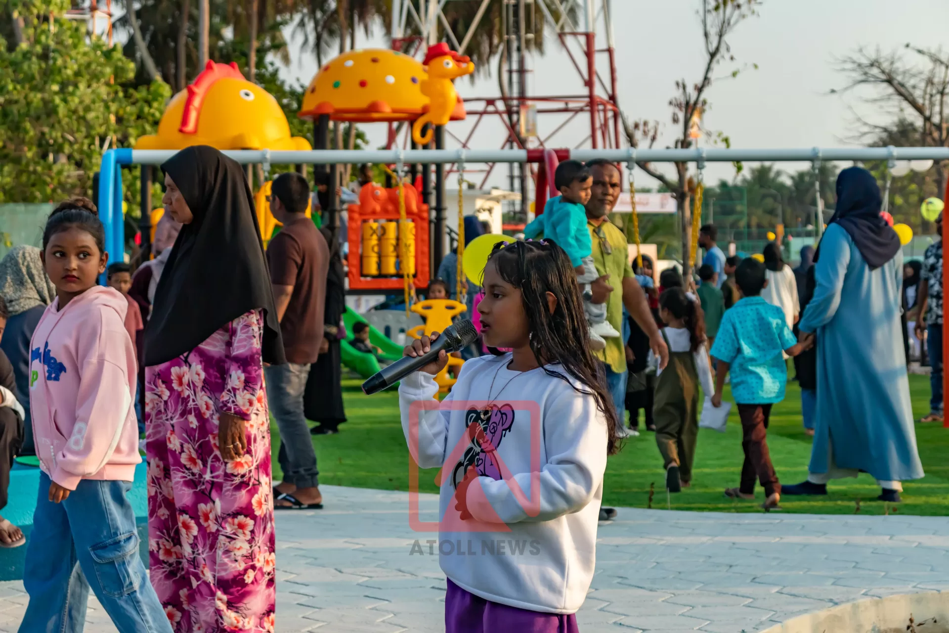 Manadhoo Park Opening 8491