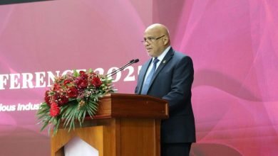 photo 6195229306888767099 y