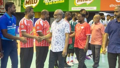 volley adhurey