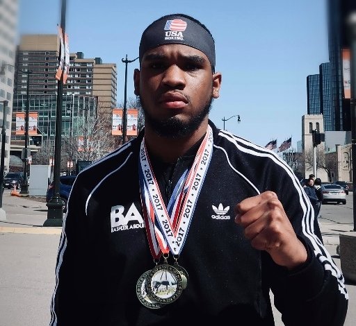 Choosing Between Faith Sport Muslim Boxer Fights for Both