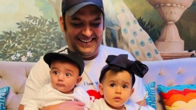 kapil sharma first photo with kids 1200